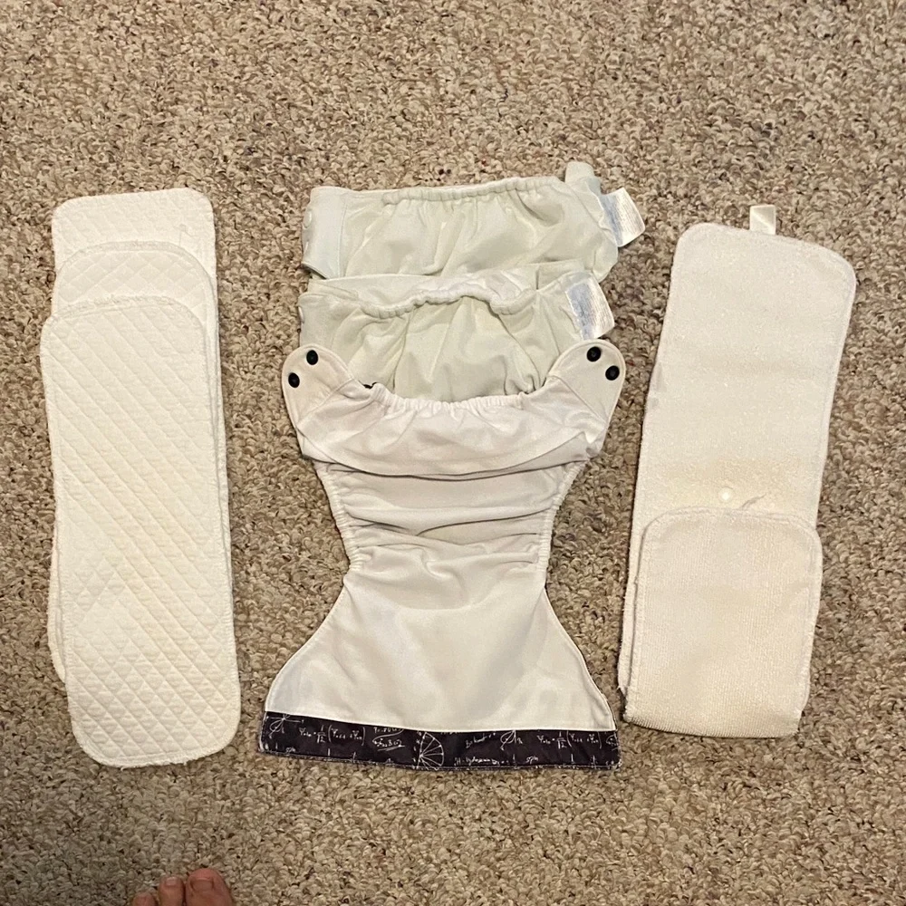 BumGenius Adjustable Snap Closure Diaper Set